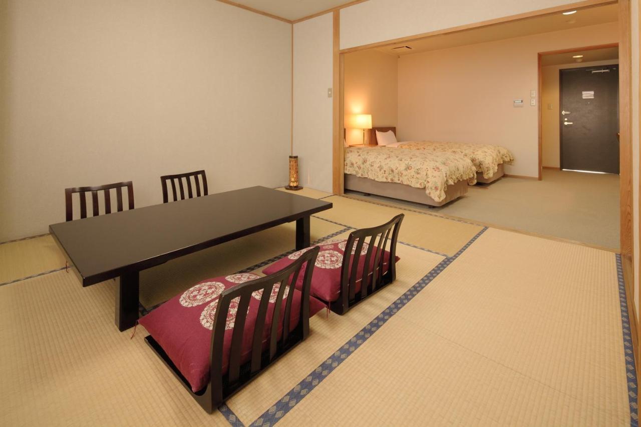 Отель Sanazawa-No-Mori Numata  Номер фото